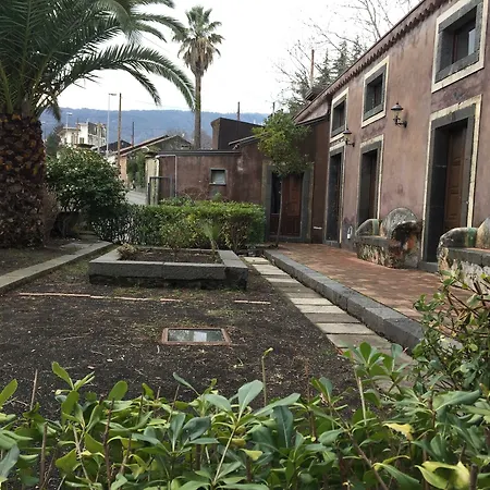 Fermata Spuligni Bauernhof Zafferana Etnea
